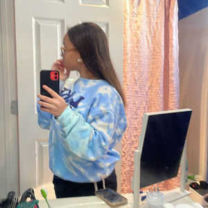 Meet your Posher, Chloe